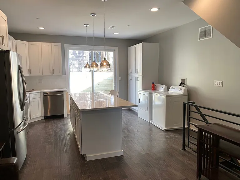 419 N Holly St — Photo 19