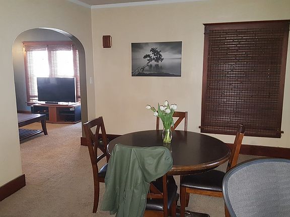 3rd image of 1436 Pennoyer Ave