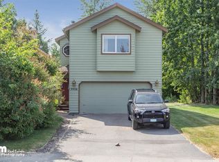 3926 Reflection Dr, Anchorage, AK 99504