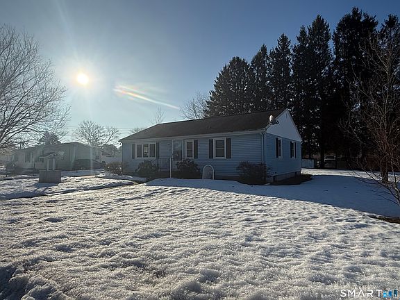 4th image of 29 Rosedale Street