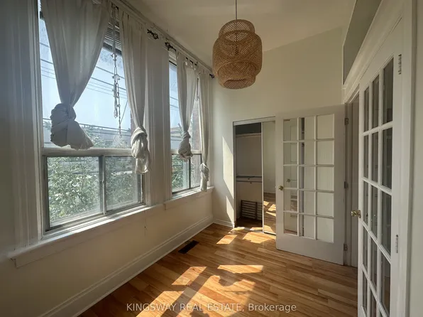 1504 Queen St W #2A, Toronto, ON M6R 1A4