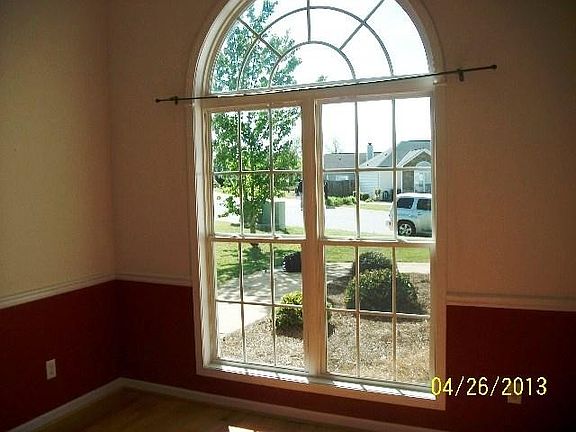 4th image of 3019 Dotti Dr