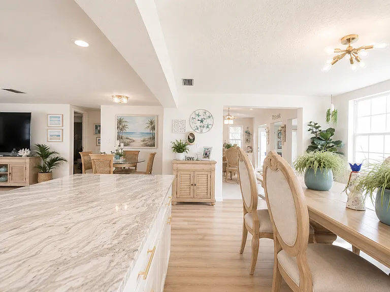 4452 Topsail Trl — Photo 11