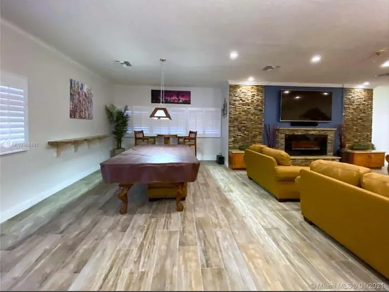 1378 Osprey Ct — Photo 11