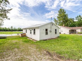 11365 Maple Island Rd, Manito, IL 61546