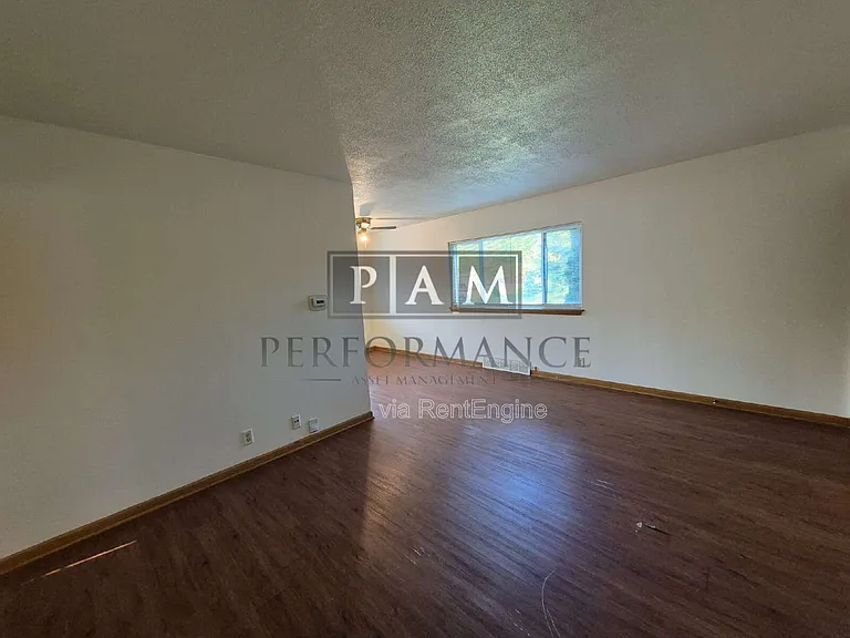 5327 N Mohawk Ave #2 — Photo 6