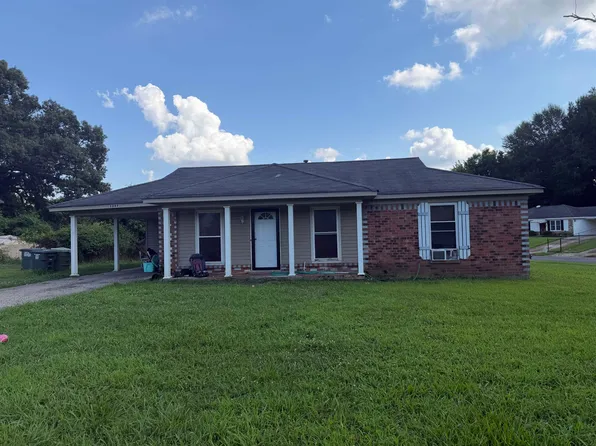 1267 Deer Trail Ln, Memphis, TN 38109