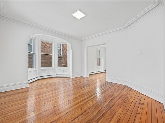 5th image of 38 Fairview Ave #1