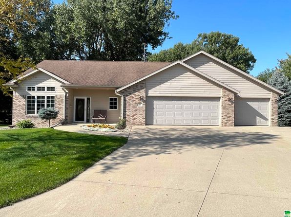 Orange City IA Real Estate - Orange City IA Homes For Sale | Zillow