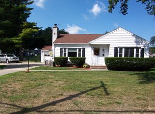 707 S Lincoln Rd, East Rochester, NY 14445