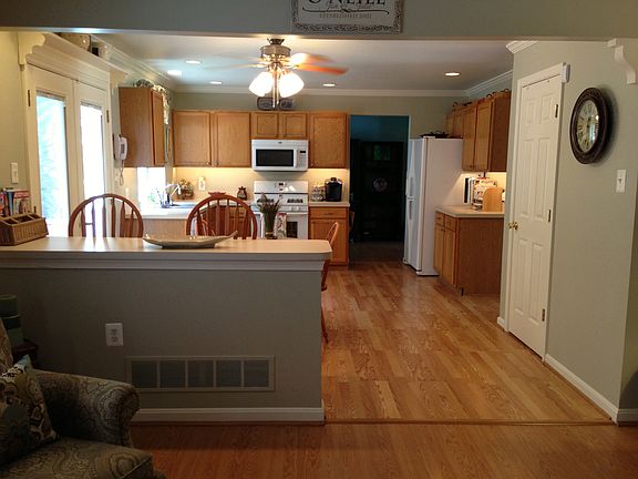 2nd image of 15 Kingfisher Ct