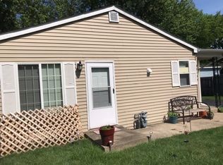 38195 N Charleston Rd, Beach Park, IL 60087