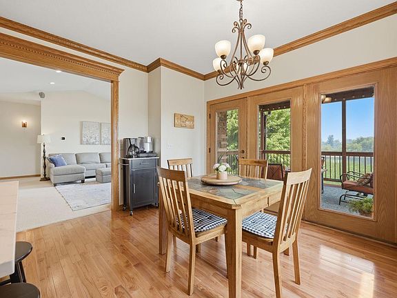 5th image of 1520 Pine Siskin Ave