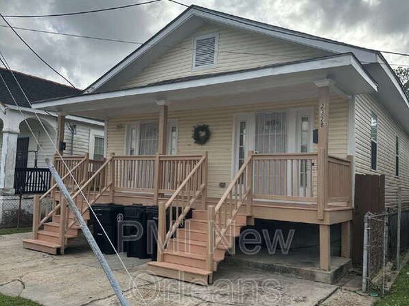 2328 Mandeville St