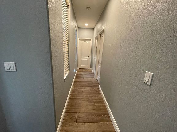 5th image of 1390 Mendocino Creek Dr