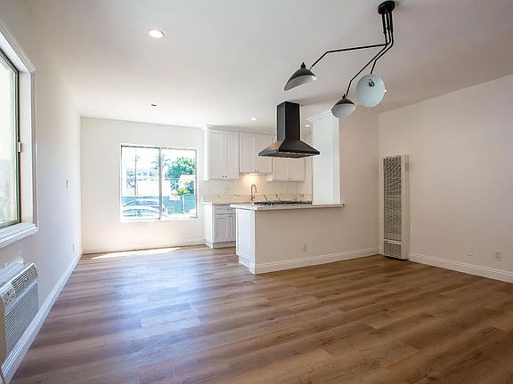 4th image of 611 6th Ave #611