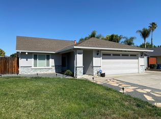 1650 Honeysuckle Rd, Livermore, CA 94551