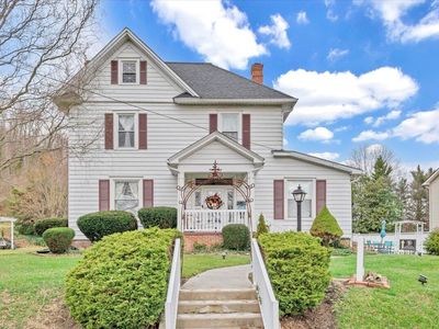 204 Rosedale Ave, Covington, VA, 24426
