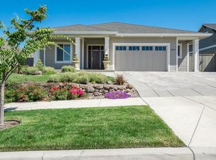 4029 Crystal Springs Dr, Medford, OR