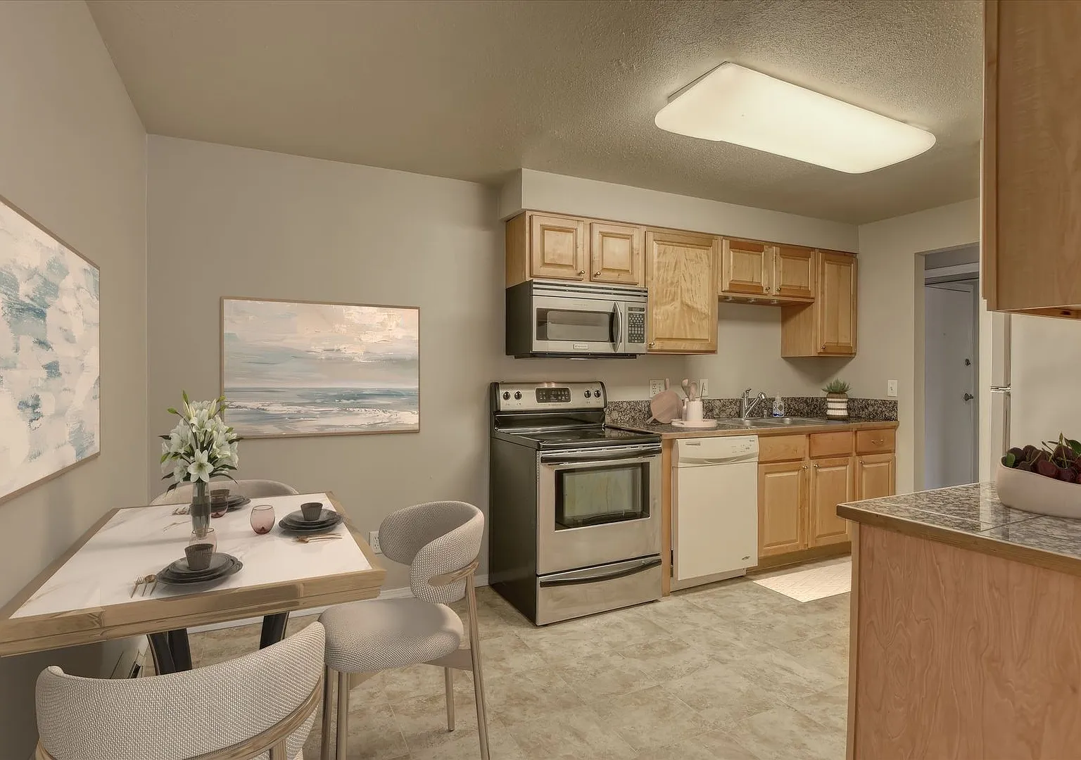 Terrace View Condos — Photo 4