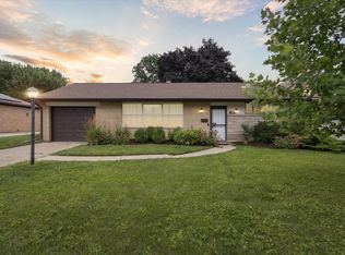 1415 Cynthia Dr, Rockford, IL 61107