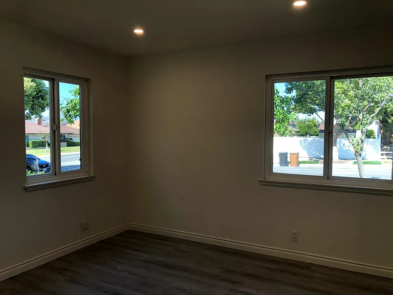 2817 Merlin Ave — Photo 16