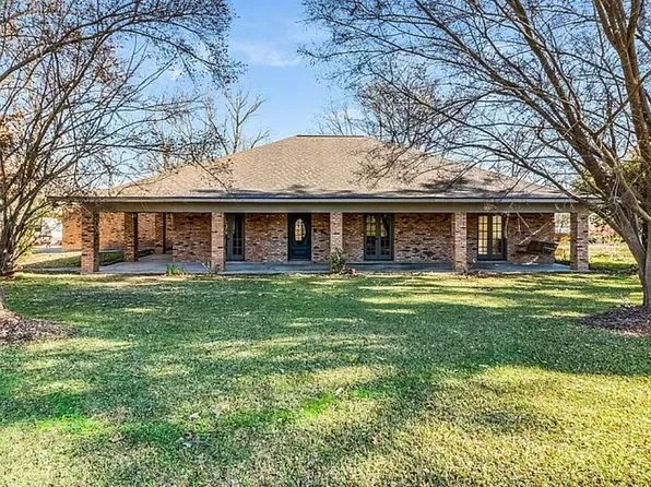 372 Fort Hamilton Dr, Opelousas, LA 70570