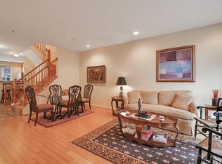 240 Brower Ct, West New York, NJ 07093
