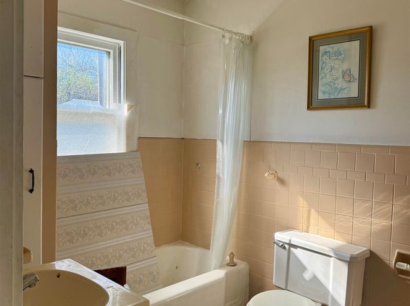 wichita-kansas-77364285 picture