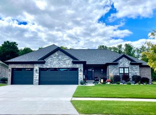 20015 Fountain View Ln, Brownstown, MI