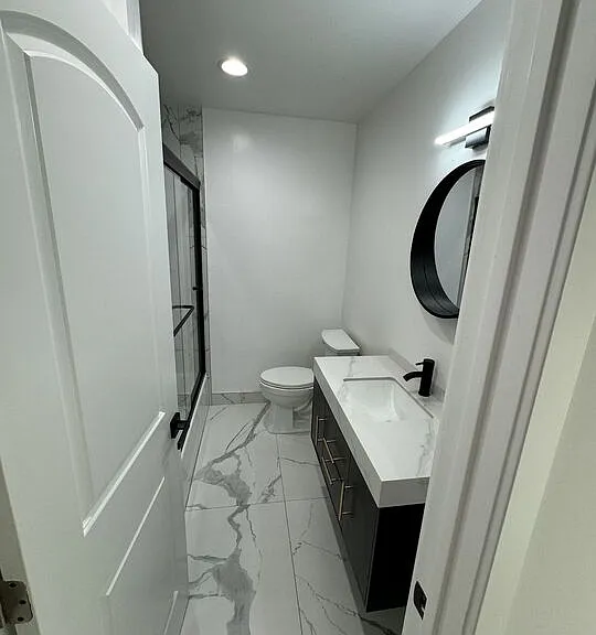 12748 Blythe St — Photo 7