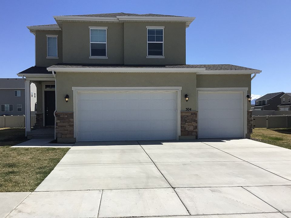 1st image of 304 N Willes Dr
