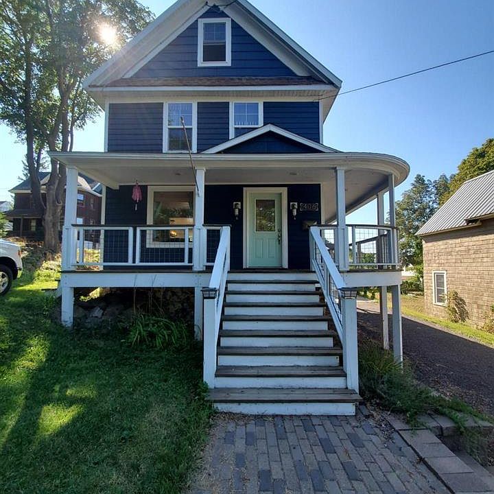 1st image of 406 Pewabic St