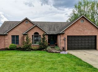 10165 Laurens Dr NE, Bolivar, OH 44612