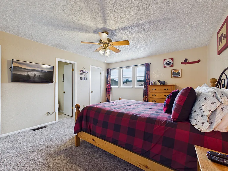 108 Niblic Ct #1 — Photo 22