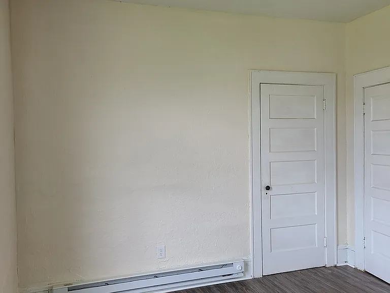 110 Summers St — Photo 22