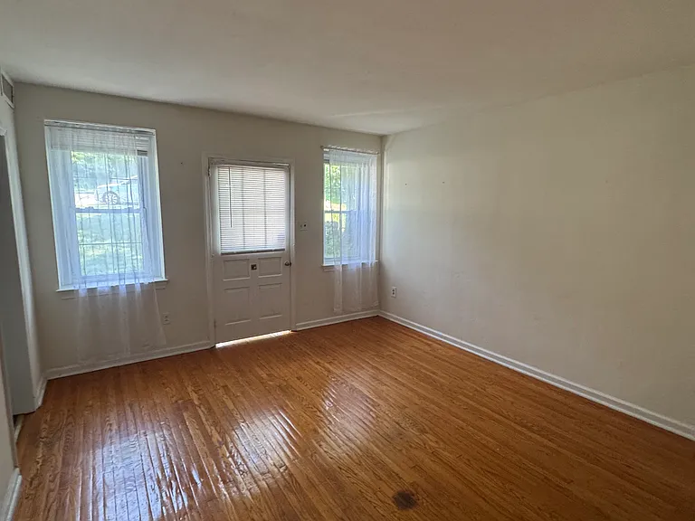 76 Fetters Mill Sq #1A — Photo 7