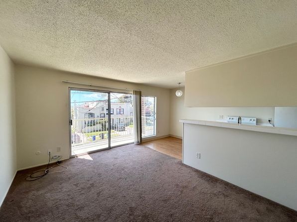 1400 Solano Ave #9