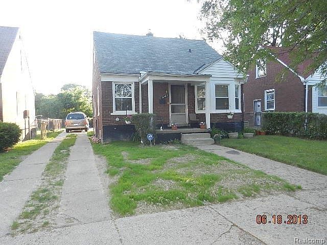 1st image of 9163 Roselawn St