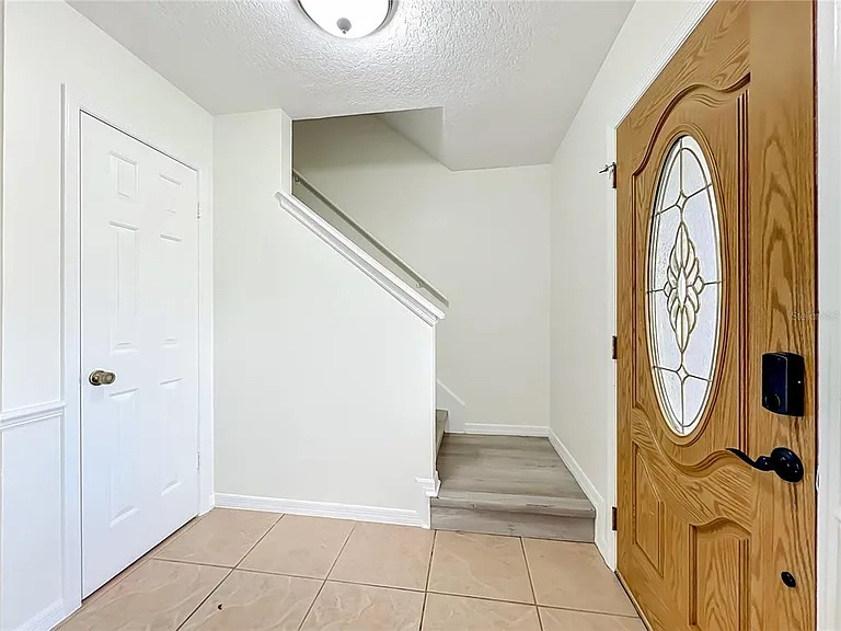 650 Whittingham Pl — Photo 8