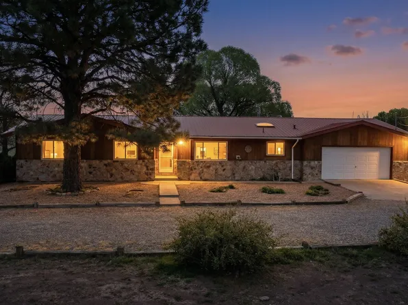 52 Abrevadero Rd, Pena Blanca, NM 87041