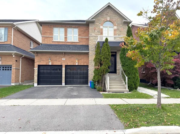 405 Scott Blvd, Milton, ON L9T 0T1