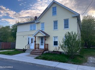 16 Albert St, Adams, MA 01220