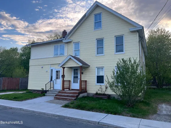 16 Albert St, Adams, MA 01220