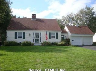 29 Brookmoor Rd, West Hartford, CT 06107