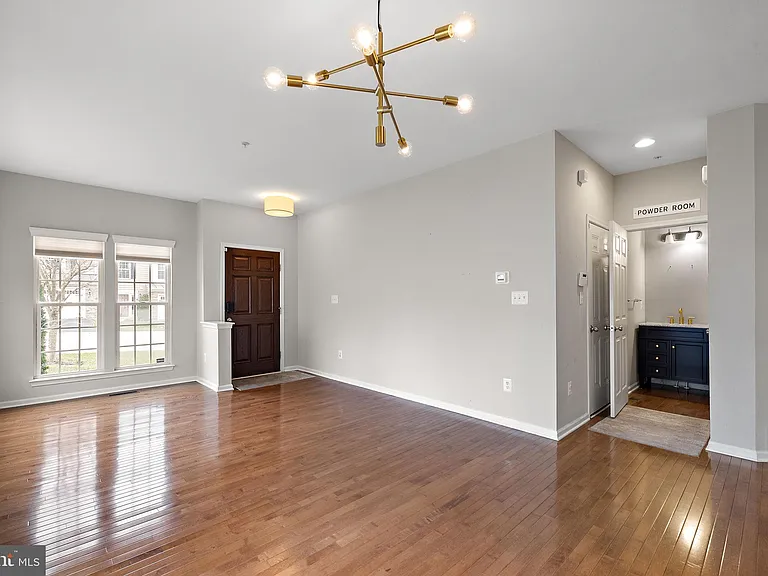 253 Tall Trees Cir — Photo 5