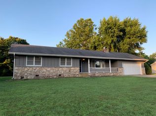 606 S Overlook Dr, Coffeyville, KS 67337