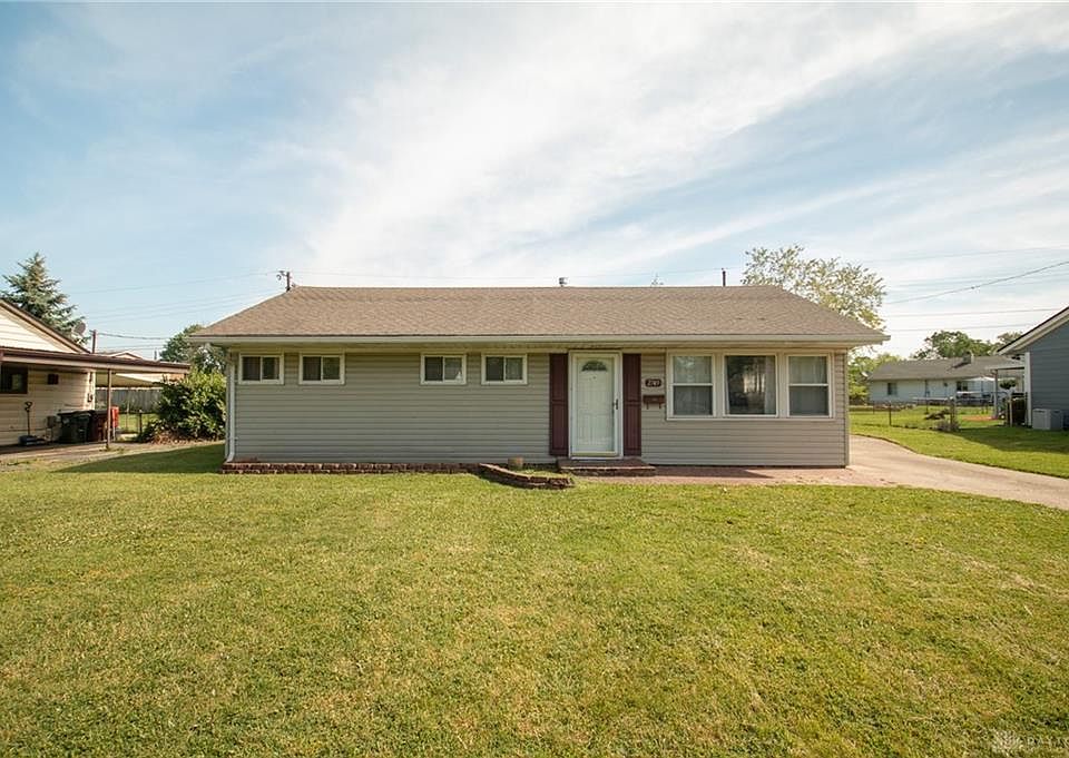 1st image of 2749 Danz Ave