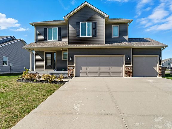 2nd image of 1110 Caitlin Dr SE