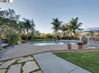 3392 Las Huertas Rd, Lafayette, CA 94549